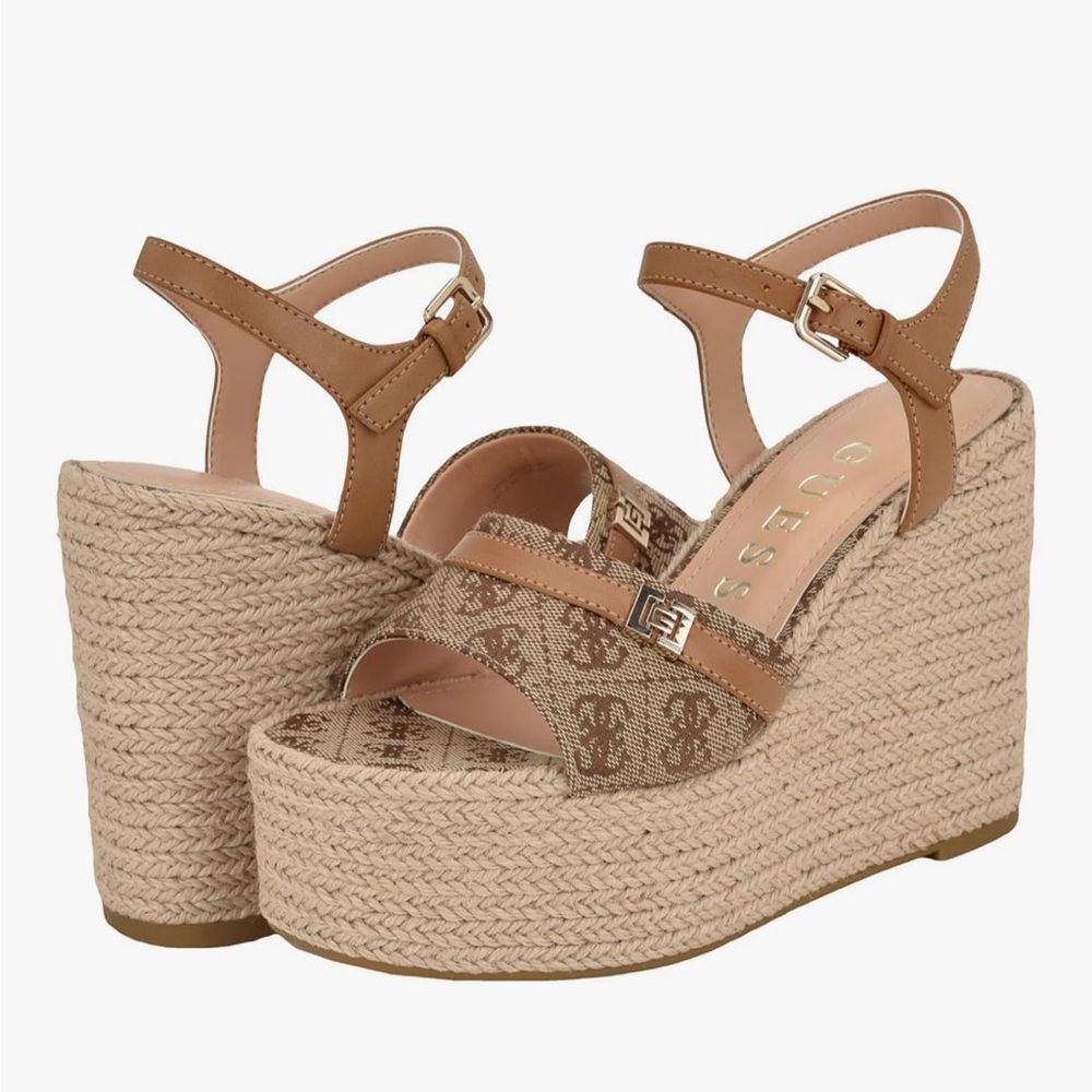 Guess Women's TAANI Wedge Sandal Size 8